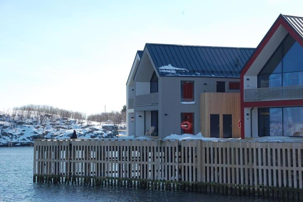 Seafront Apartment Henningsvær Zewnętrze zdjęcie