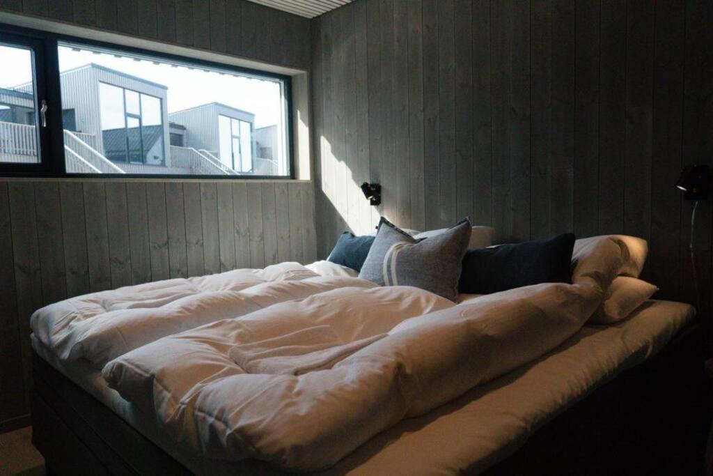 Seafront Apartment Henningsvær Zewnętrze zdjęcie