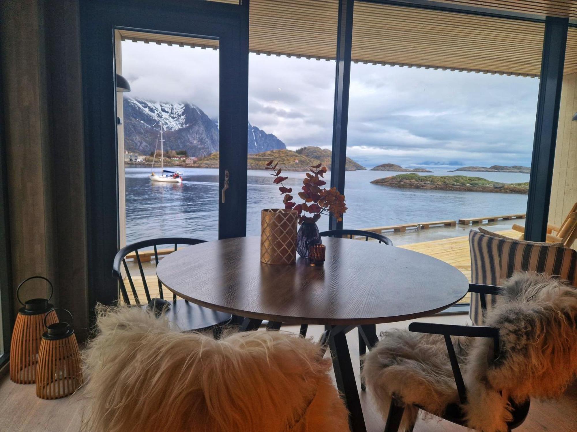 Seafront Apartment Henningsvær Zewnętrze zdjęcie
