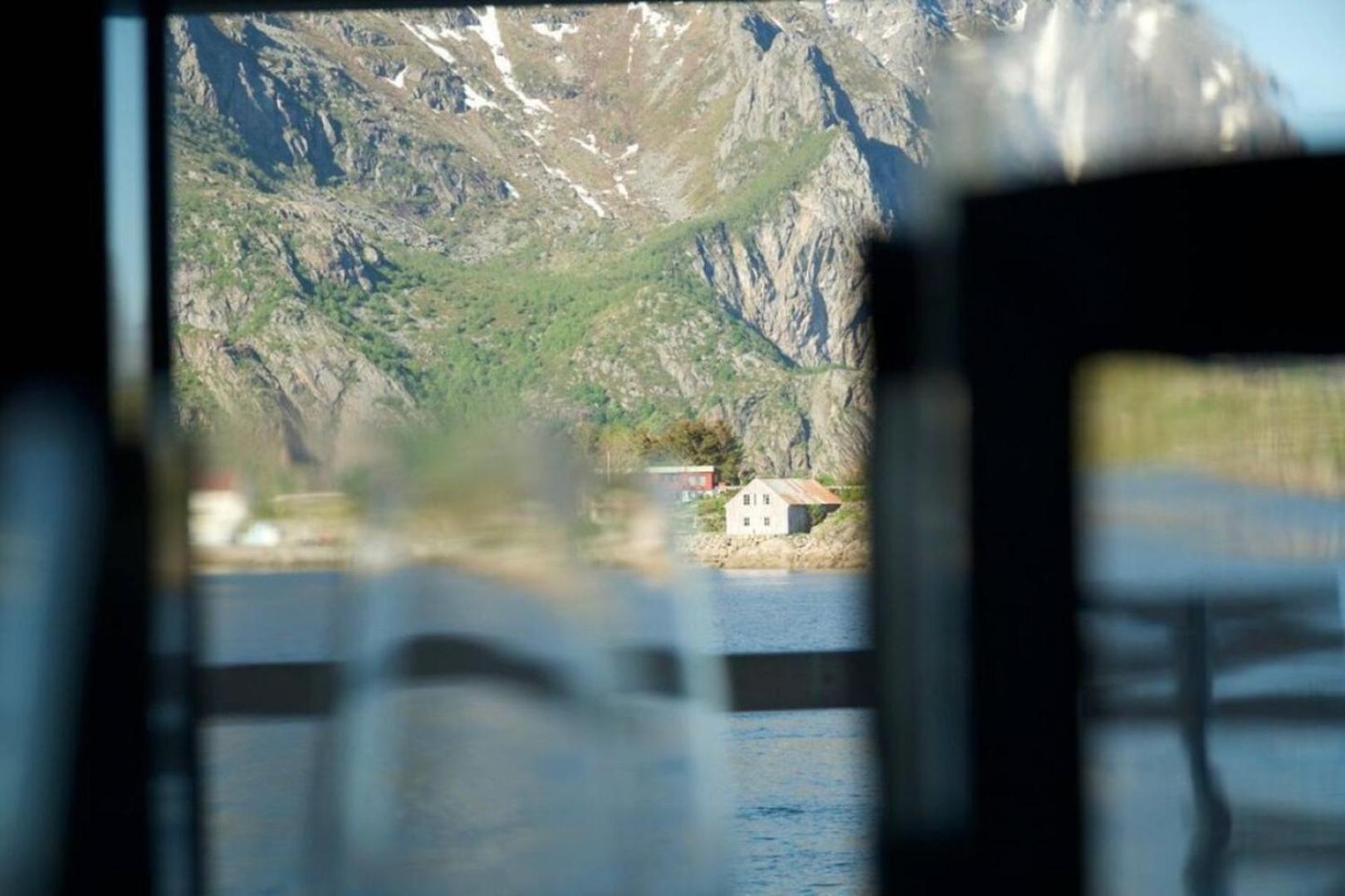 Seafront Apartment Henningsvær Zewnętrze zdjęcie